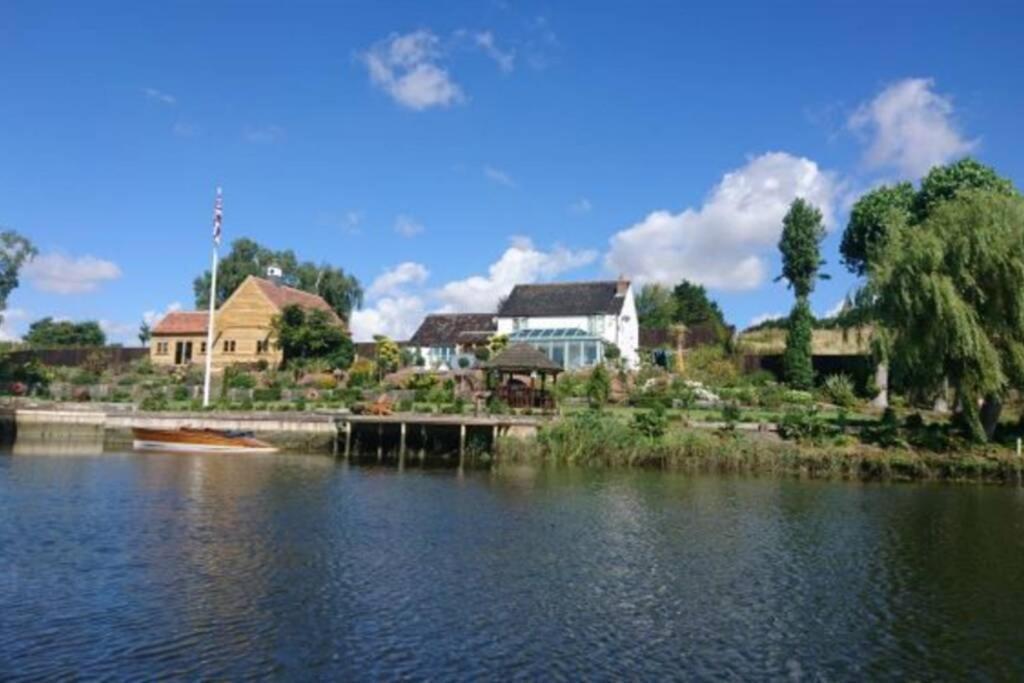 Lowlands Cottage Beccles Esterno foto