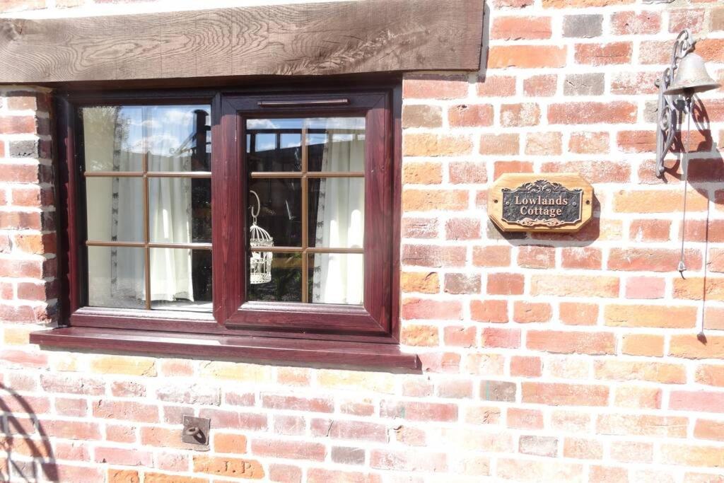 Lowlands Cottage Beccles Esterno foto