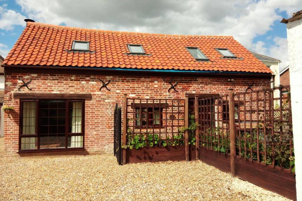 Lowlands Cottage Beccles Esterno foto